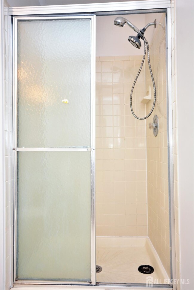 Building Photo - 25 Goodwin Dr