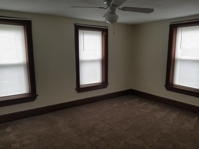 Building Photo - House for Rent in Quincy
