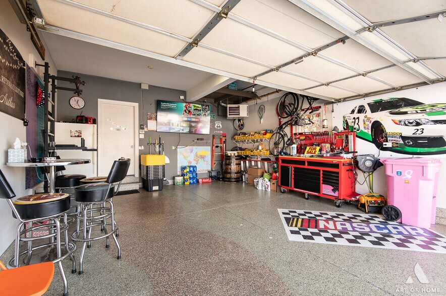 Building Photo - 7247 Bradford Ct