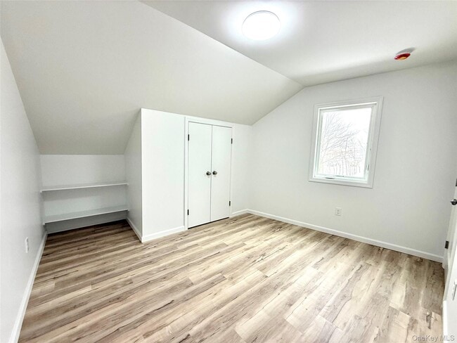 Building Photo - 728 US-6