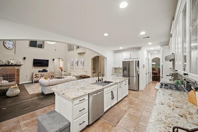 Building Photo - 5527 Mangrove Creek Ln