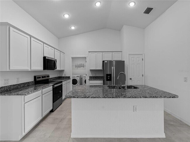 Building Photo - 22376 Blanchard Ave
