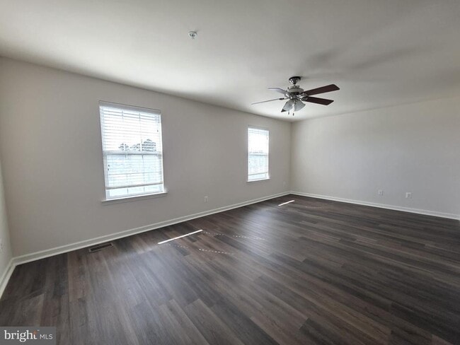 Building Photo - 234 Garrison Way