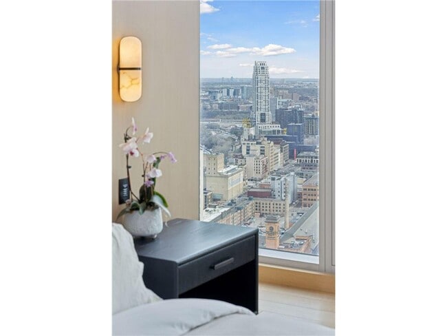 Building Photo - 255 Hennepin Ave