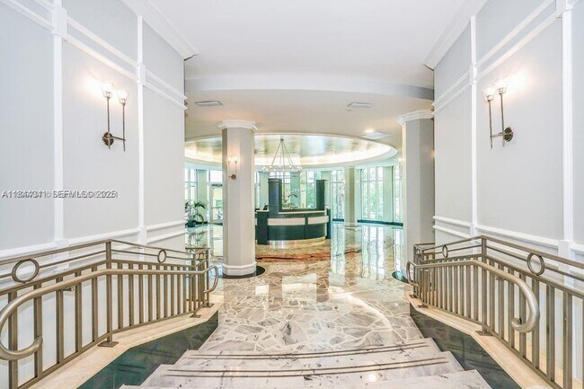 Building Photo - 2501 S Ocean Dr