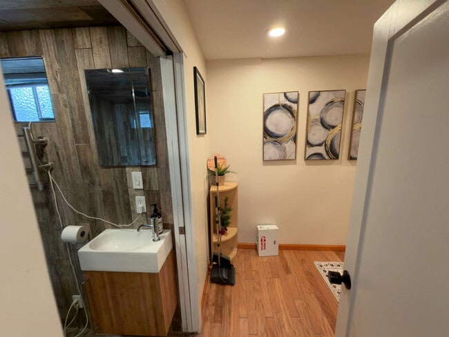 Building Photo - 3148 College Ave