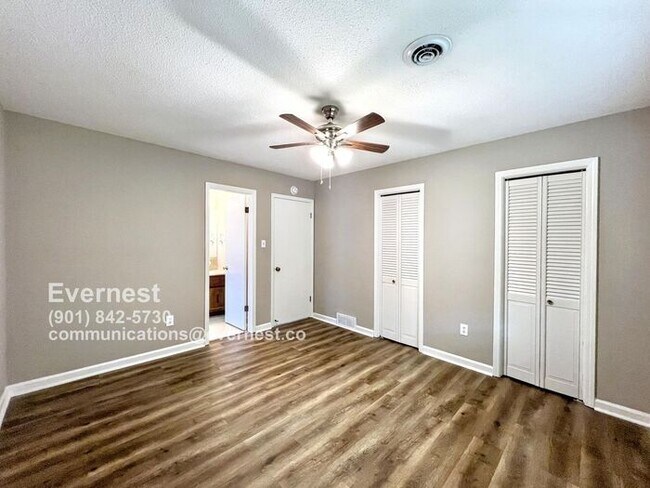 Building Photo - 731 Cumberland Cove