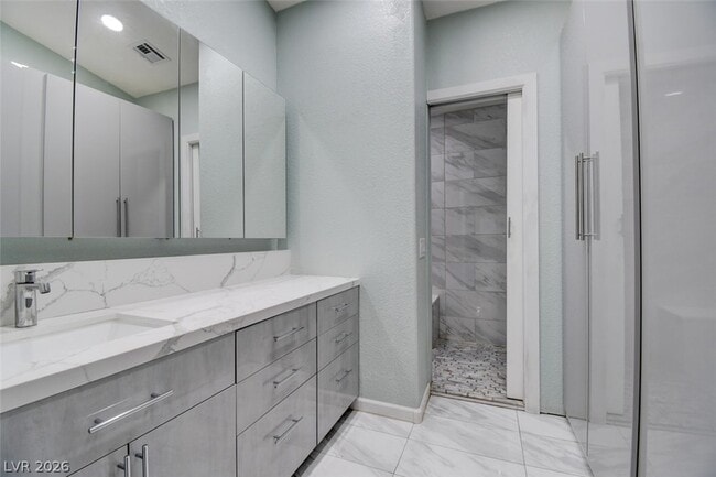 Building Photo - 8316 Vantare Ct