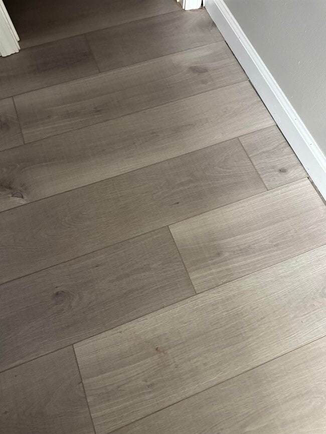 Building Photo - 4929 Whitfall Cove S