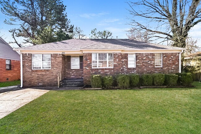 Primary Photo - 3043 Christine Rd