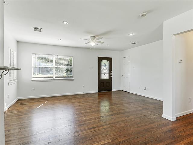Building Photo - 3812 Lively Ln