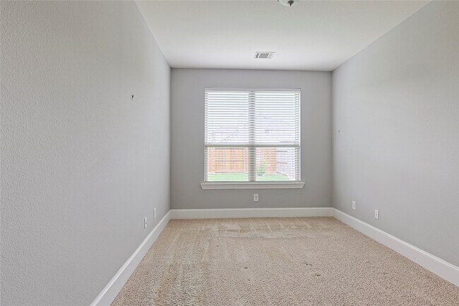 Building Photo - 5919 Solara Ledge Ln