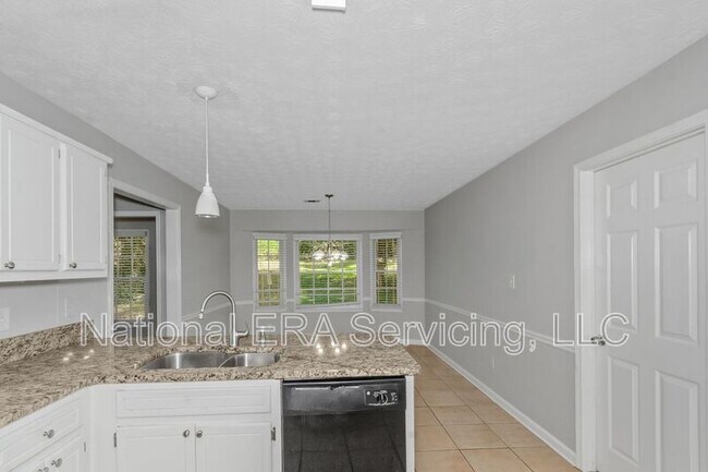 Building Photo - 213 Robin Ln