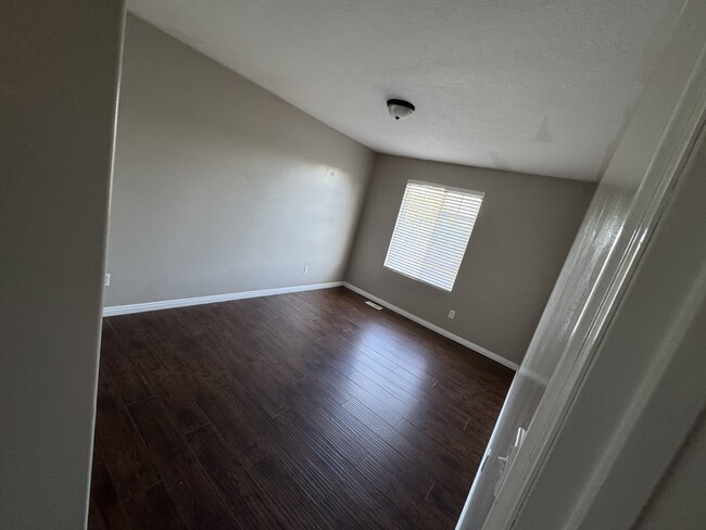 Building Photo - 2952 2075 S
