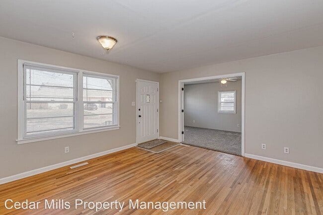 Building Photo - 2 br, 1 bath House - 119 E. Blake