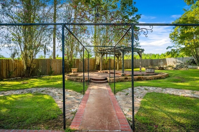 Building Photo - 139 Nantachie Dam