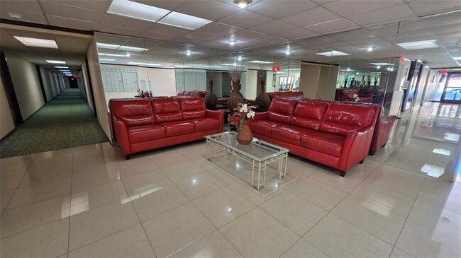 Building Photo - 2001 Atlantic Shores Blvd