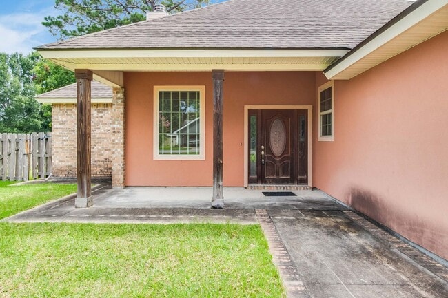 Building Photo - AVAILABLE FOR RENT IN LAFAYETTE!