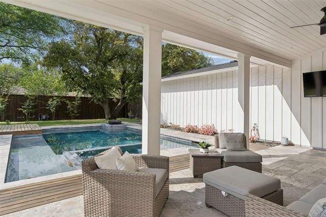 Building Photo - 6452 Lavendale Ave