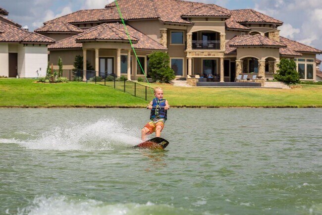 Building Photo - 17703 Olde Oaks Estate Ct