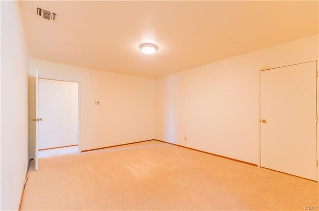 Building Photo - 3222 Brookhill St