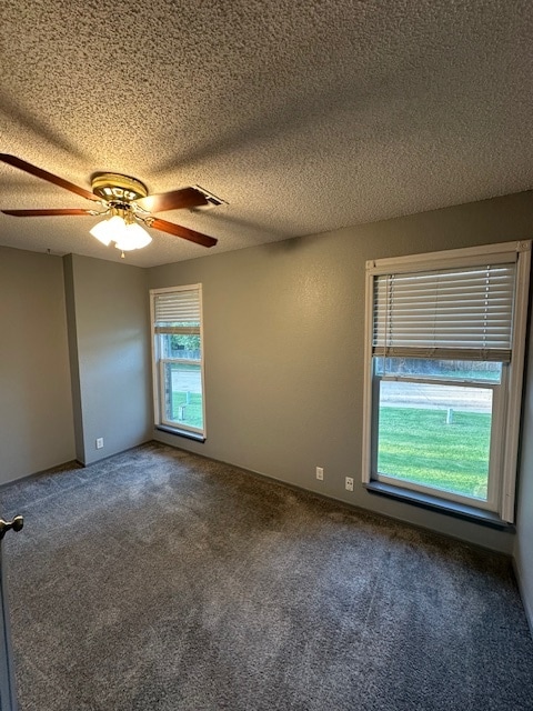 Building Photo - 4623 Hemlock Ln