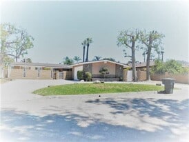 Building Photo - 2655 S Citrus St