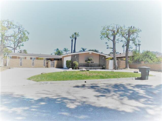 Primary Photo - 2655 S Citrus St