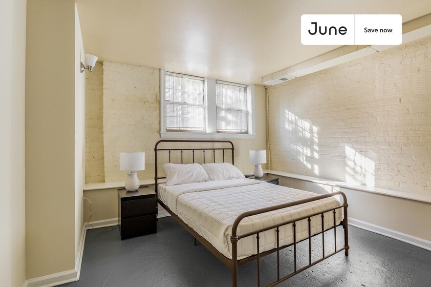 Building Photo - 1811 S Street NorthWest