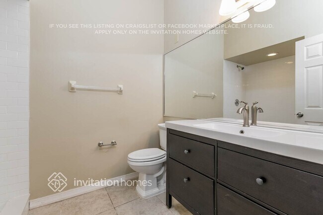 Building Photo - 14303 Mandolin Dr