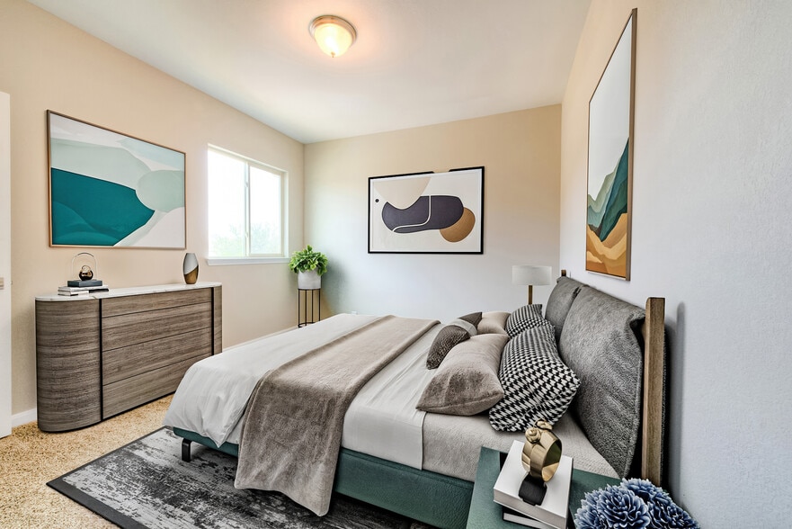 Building Photo - 405 S Meadowlark St