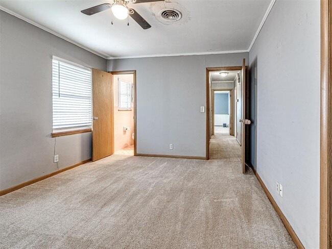 Building Photo - 1212 Lynnwood Dr