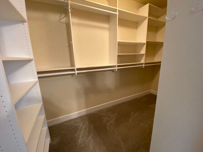 Building Photo - 20646 Hummingbird Ln
