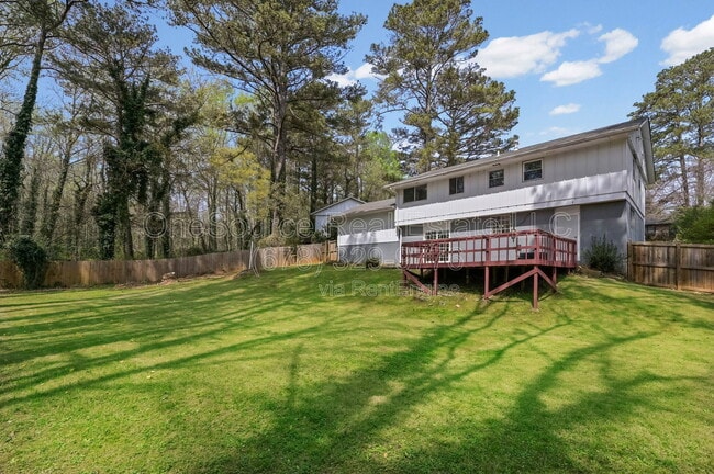 Building Photo - 4410 Carrollwood Dr