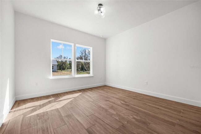 Building Photo - New Construction 3/2 in Bronson