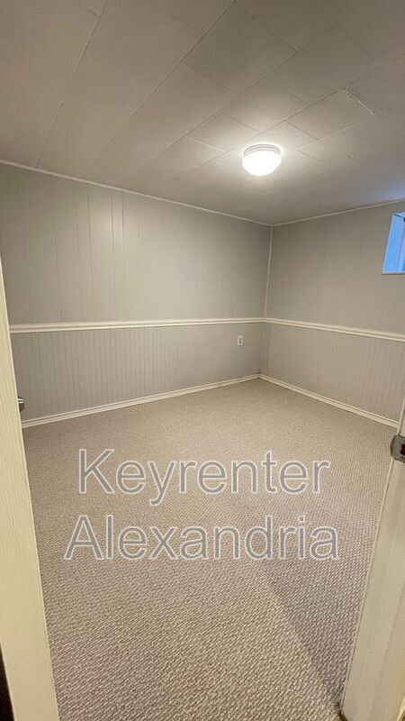 Building Photo - 4809 Taney Ave