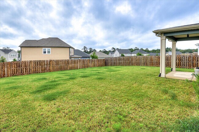 Building Photo - 3207 Wayne Dr