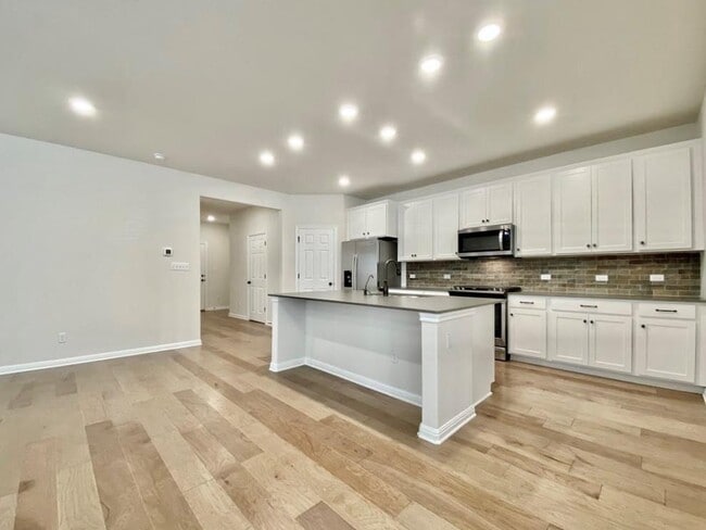 Building Photo - 1821 Cantonata Dr