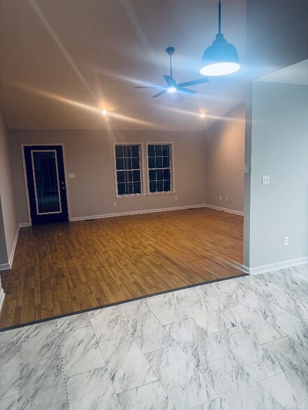 Building Photo - 9421 Sawyer Rd