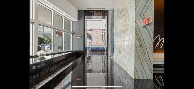 Building Photo - 335 S Biscayne Blvd