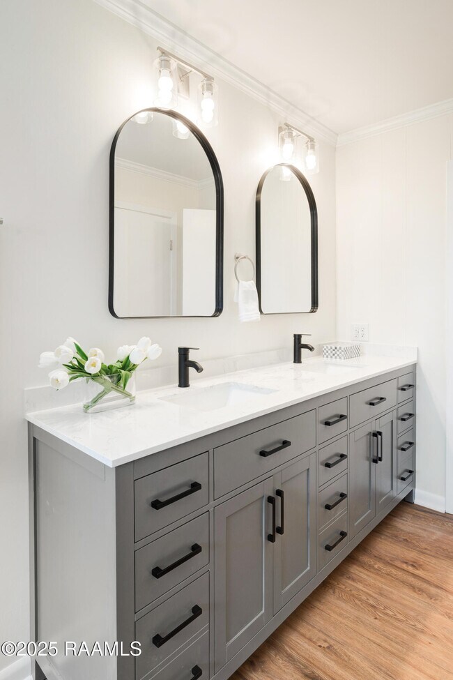 Building Photo - 17642 Pelican Rd