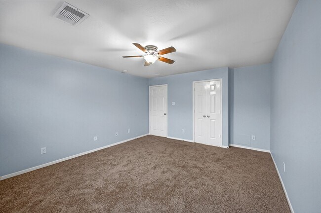 Building Photo - 15710 Bannowsky Lane