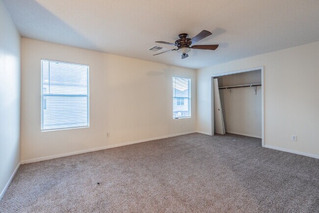 Building Photo - 5007 Oak Stand Ct