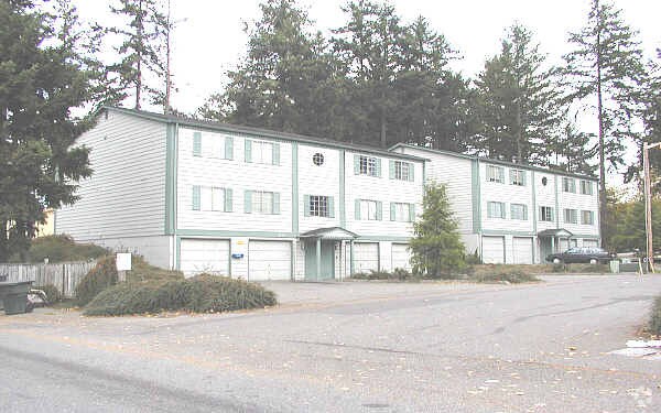 Primary Photo - Woodland Glen
