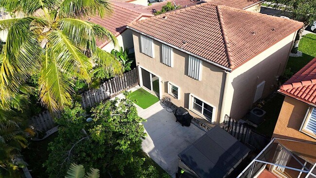 Building Photo - 4231 NW 1st Dr