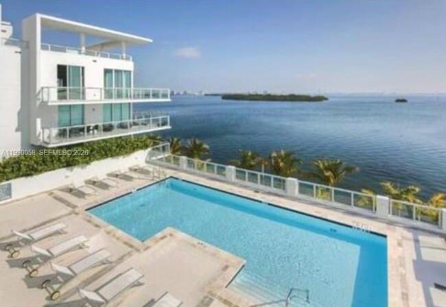 Building Photo - 720 NE 62nd St