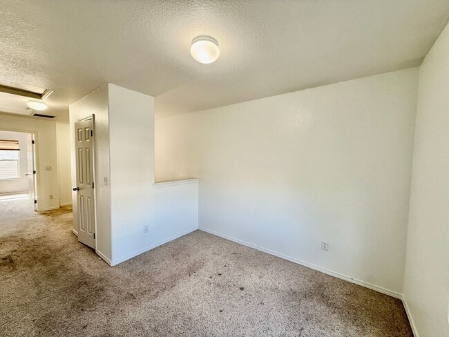 Building Photo - Stunning Townhome in Fountain, CO — Mountain Views, Corner Lot, Minutes from Fort Carson & Peters...