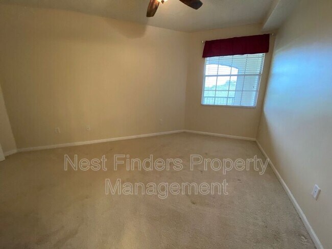 Building Photo - 1050 Bella Vista Blvd