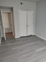Building Photo - 15700 E Jamison Dr
