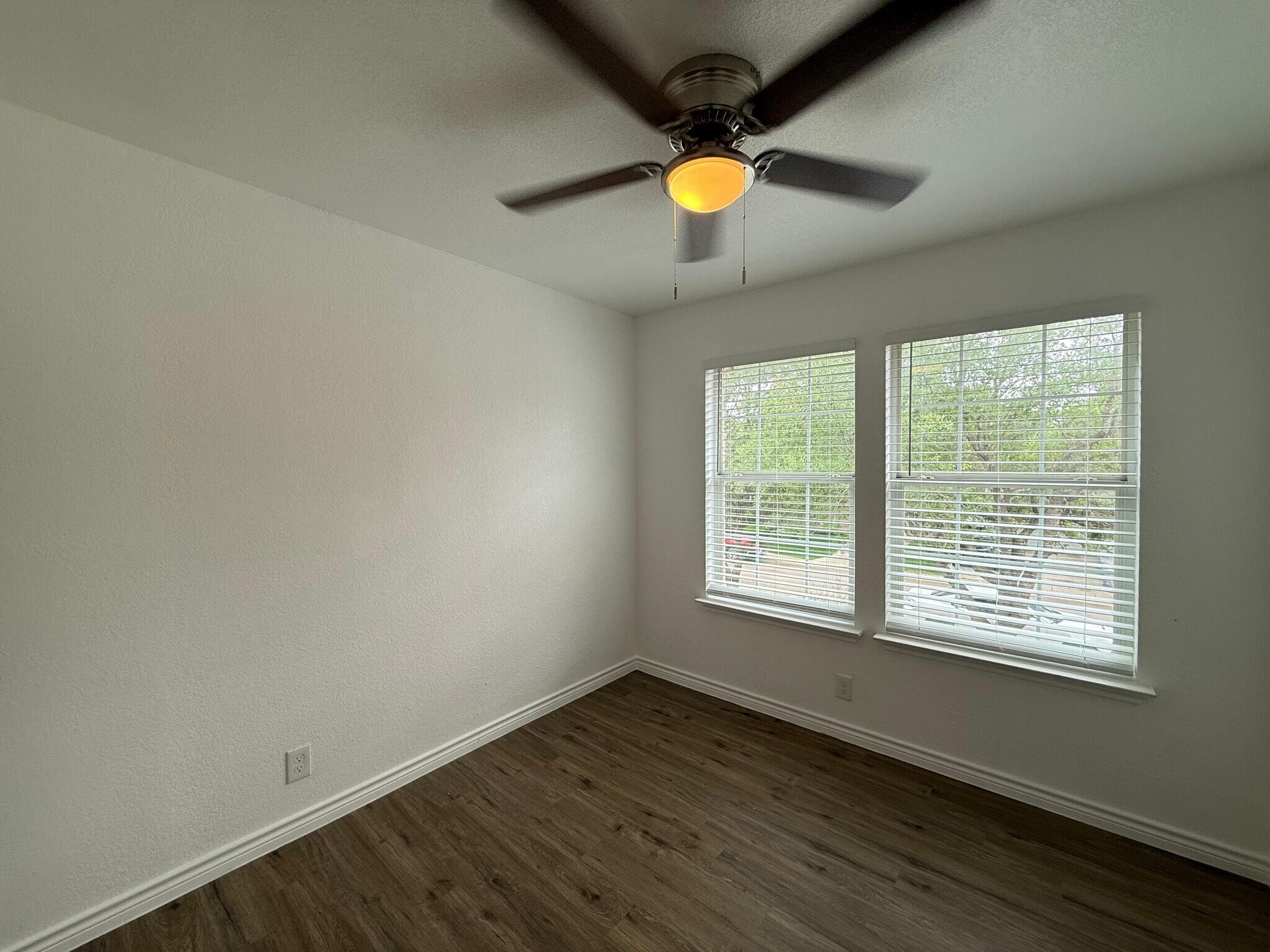 Building Photo - 2307 Mission View